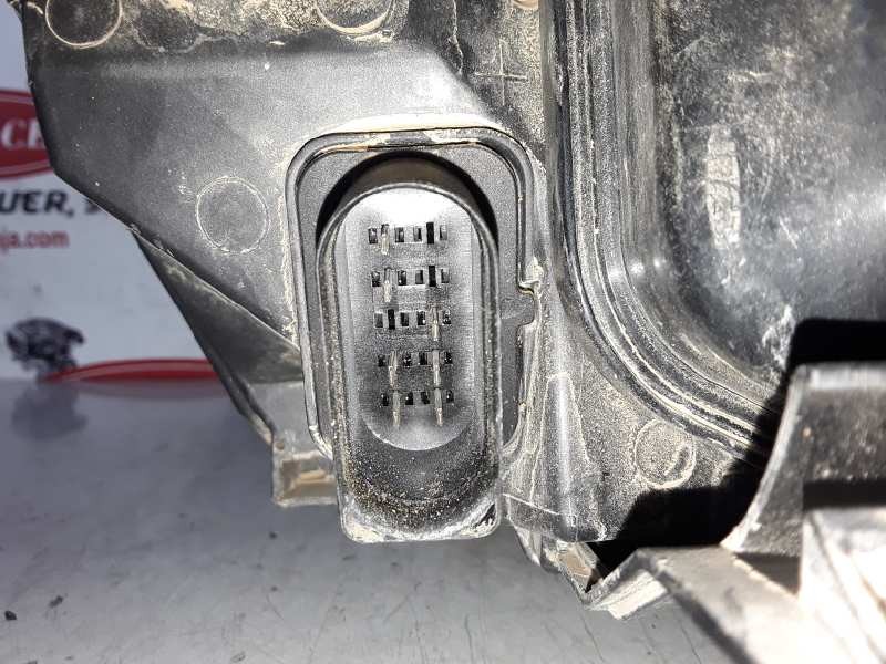Recambio de faro izquierdo para ford focus berlina (cap) referencia OEM IAM   