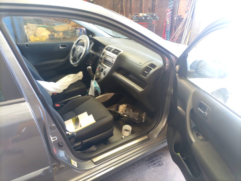 honda civic 5 puertas (eu7/8) del año 2004