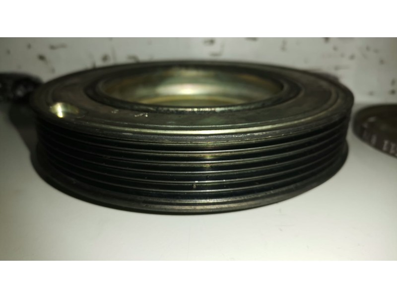Recambio de polea cigueñal para peugeot 308 sw ah01 referencia OEM IAM 9801350180  