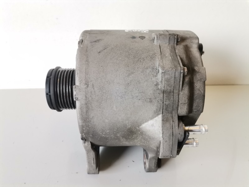 Recambio de alternador para audi a8 (4e) bvn referencia OEM IAM 059903015T  