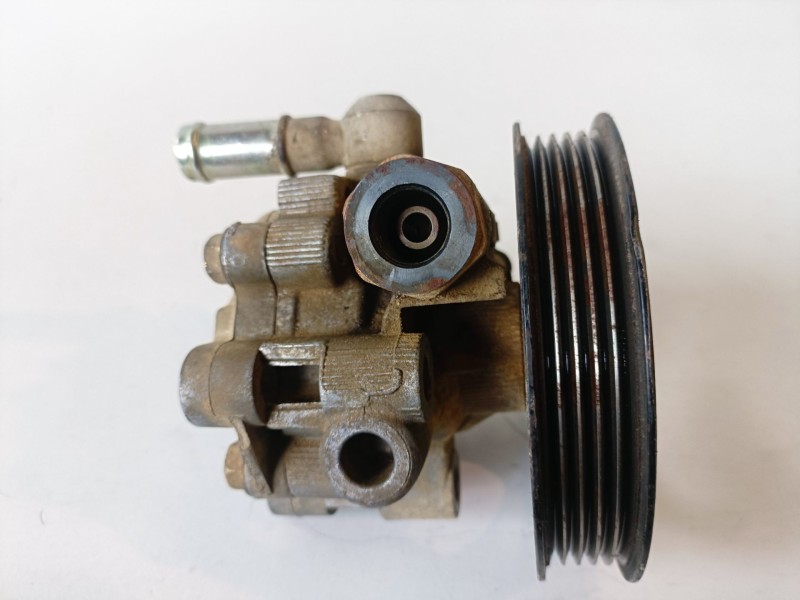Recambio de bomba direccion para toyota rav4 (a2) 1cdftv referencia OEM IAM   