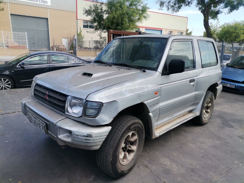 mitsubishi montero (v20/v40) del año 2000