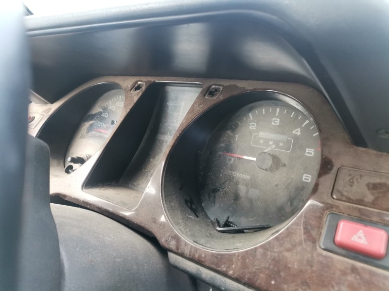 mitsubishi montero (v20/v40) del año 2000