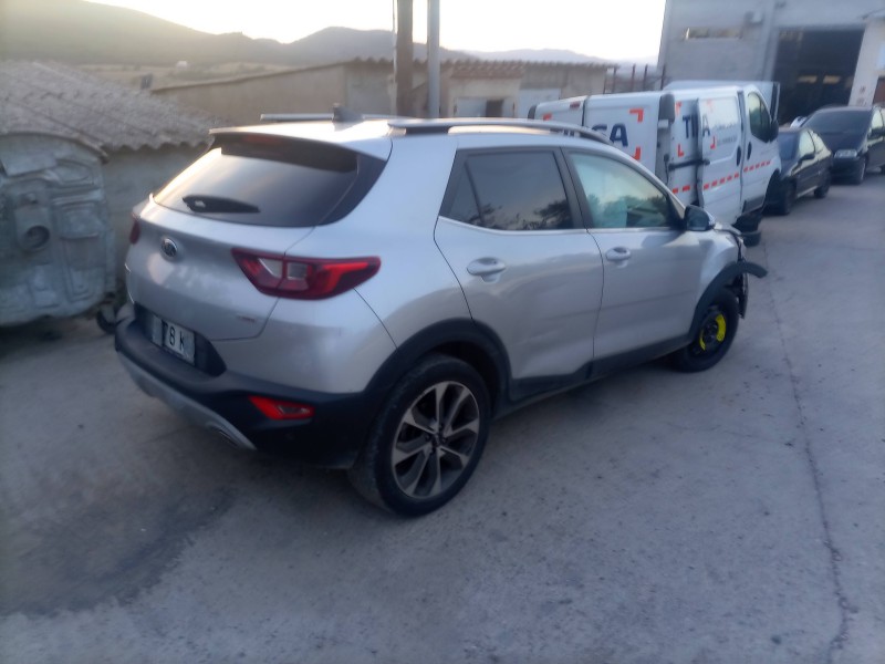 kia stonic (ybcuv) del año 2018