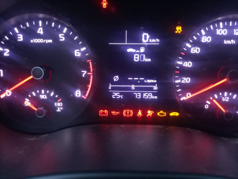 kia stonic (ybcuv) del año 2018