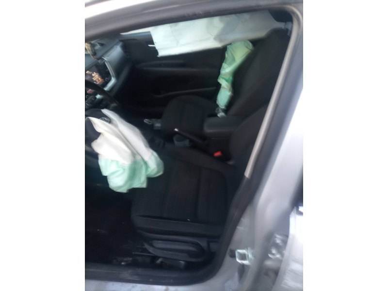 kia stonic (ybcuv) del año 2018