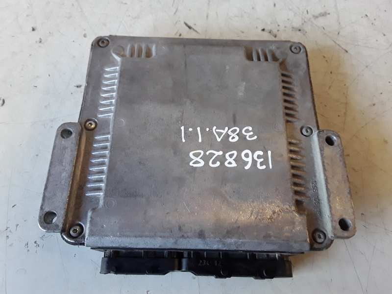 Recambio de centralita motor uce para chrysler voyager (rg) vm07c referencia OEM IAM 0281011280/P04727666AB/HN7AB0  