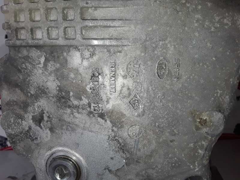 Recambio de carter para renault scenic ii (jm) referencia OEM IAM 8200318813  