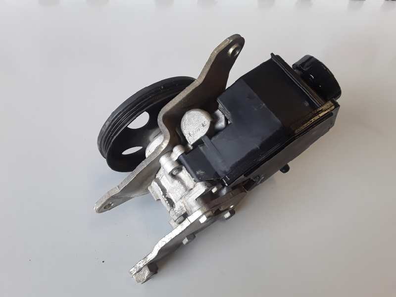 Recambio de bomba direccion para toyota avensis berlina (t22) 7afe referencia OEM IAM 7691974148  