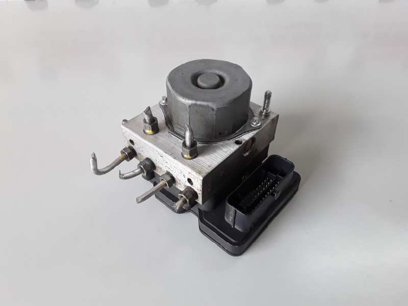 Recambio de abs para dacia sandero ii k9k626 referencia OEM IAM 476601203R/0265956403  