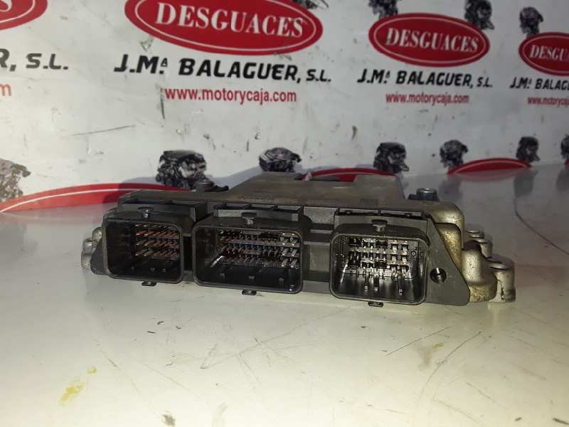 Recambio de centralita motor uce para mazda 3 berlina (bk) y6 referencia OEM IAM 6M6112A650BA/0281012530  