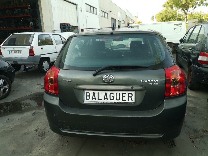 toyota corolla (e12) del año 2004