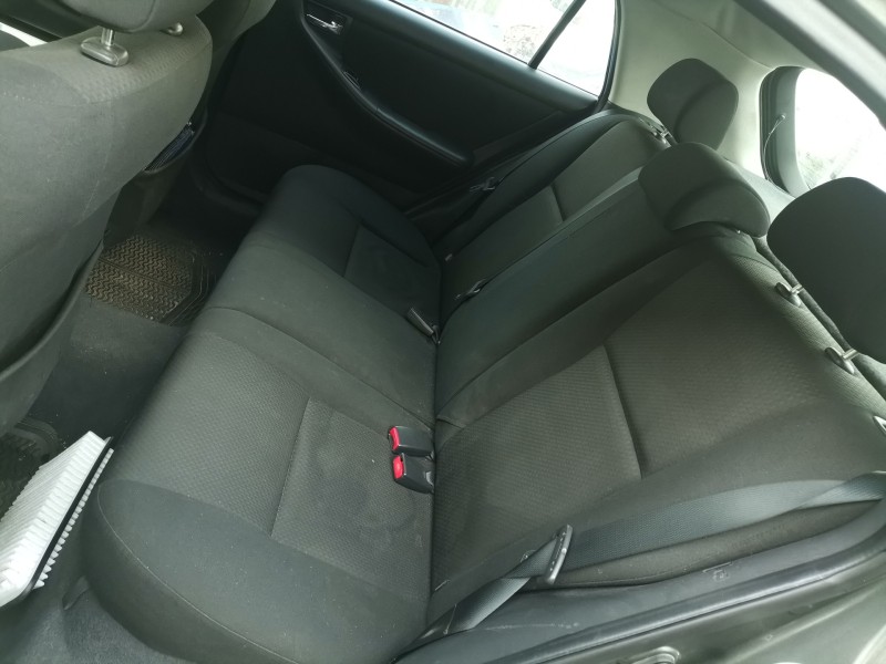toyota corolla (e12) del año 2004