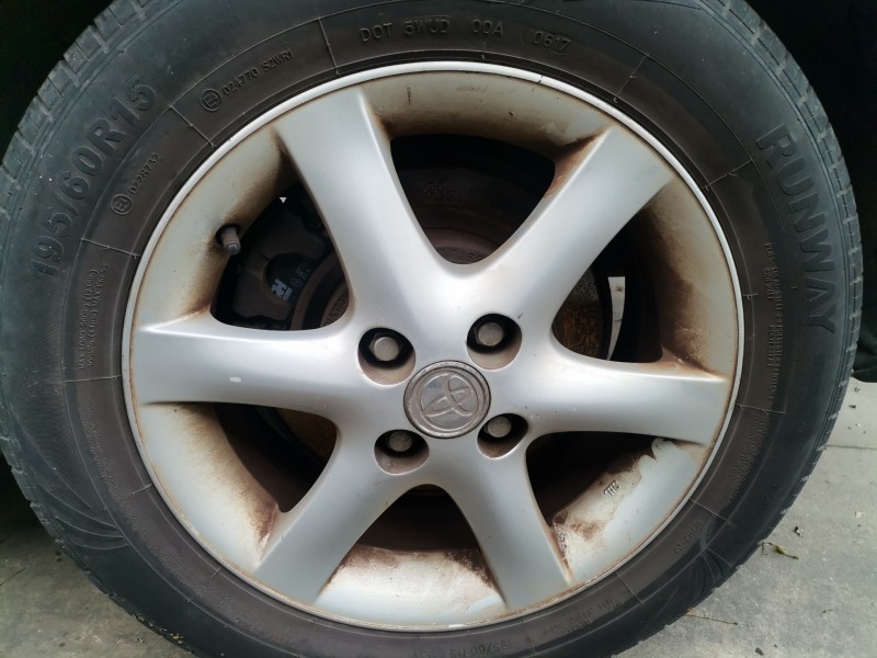 toyota corolla (e12) del año 2004