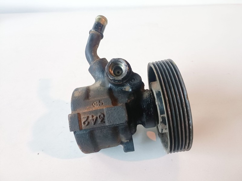 Recambio de bomba direccion para peugeot boxer (230) furgón acristalado bat.2850mm () t9a referencia OEM IAM 26041564PK  