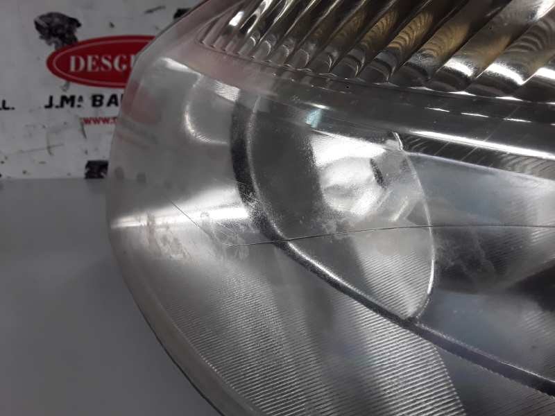 Recambio de faro izquierdo para renault scenic ii (jm) f9q812 referencia OEM IAM   