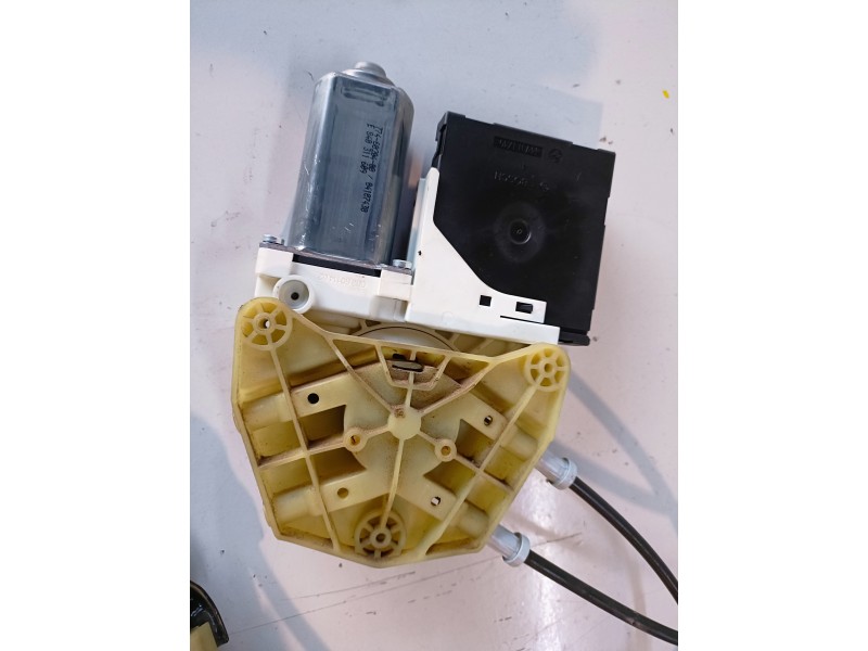 Recambio de elevalunas delantero izquierdo para seat leon (1p1) bkd referencia OEM IAM 1K0959793M  