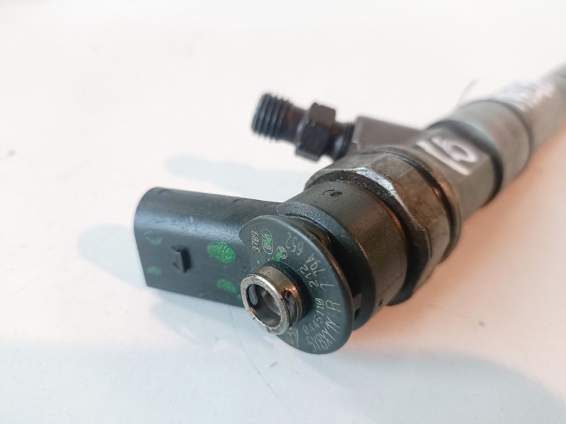 Recambio de inyector para bmw serie 5 berlina (e60) 256d2 referencia OEM IAM 0445110212  