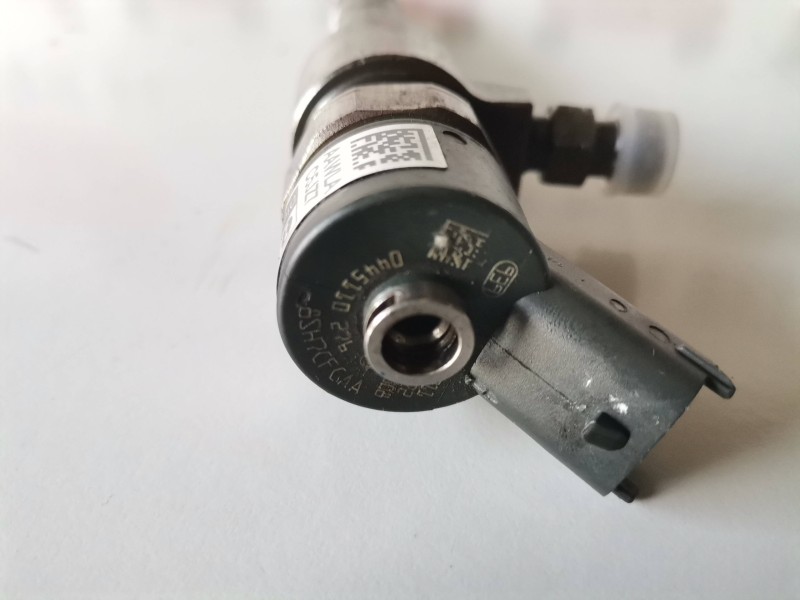 Recambio de inyector para opel zafira b z19dt referencia OEM IAM 0445110276  