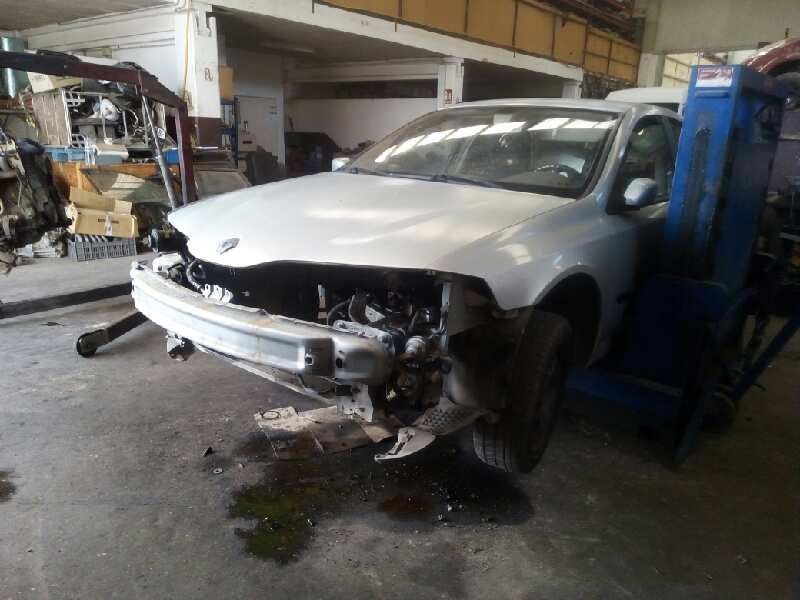 renault laguna ii (bg0) del año 2001