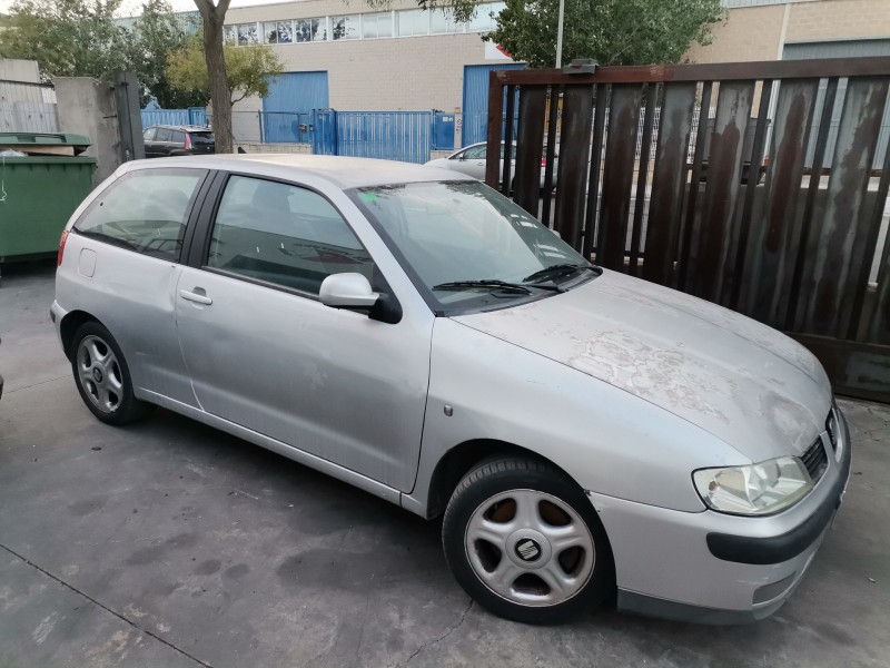 seat ibiza (6k1) del año 2000