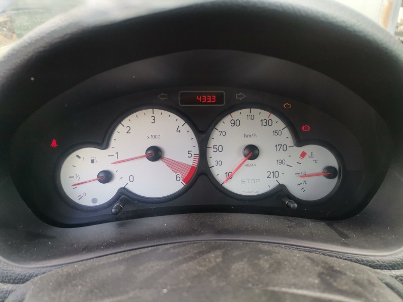 peugeot 206 del año 2005