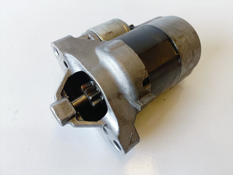 Recambio de motor arranque para renault clio ii fase ii (b/cb0) d4f722 referencia OEM IAM TS8E8  