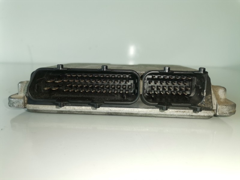 Recambio de centralita motor uce para skoda octavia berlina (1u2) ahf referencia OEM IAM 038906018BR/0281001850  
