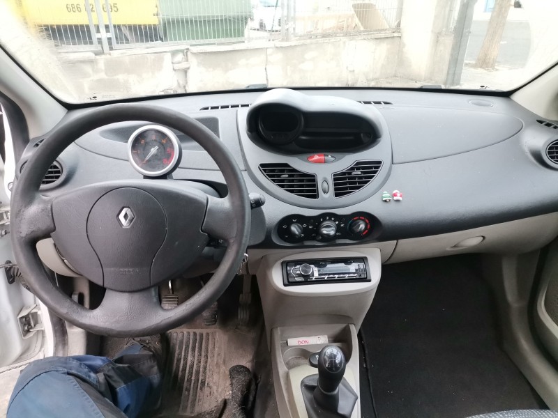 renault twingo ii del año 2010