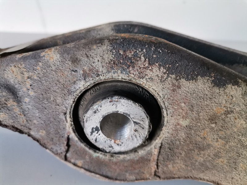 Recambio de brazo suspension inferior delantero derecho para mercedes-benz clase r (bm 251) 642950 referencia OEM IAM   