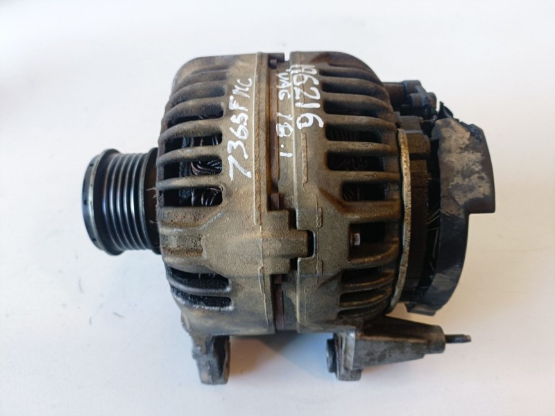 Recambio de alternador para mitsubishi outlander (cw0) bsy referencia OEM IAM 06F903023F  