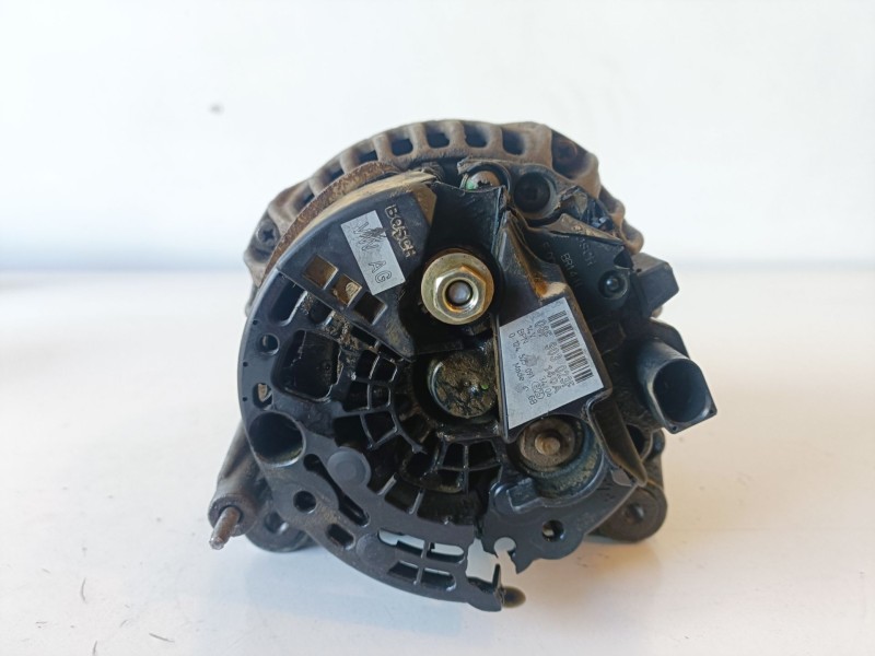 Recambio de alternador para mitsubishi outlander (cw0) bsy referencia OEM IAM 06F903023F  