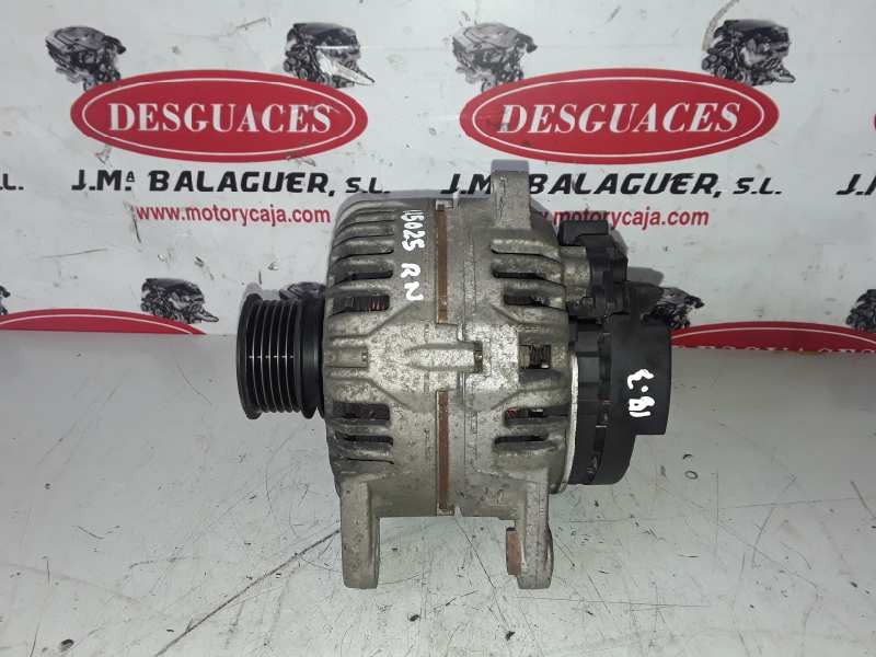 Recambio de alternador para renault clio iii k4j780 referencia OEM IAM 0124425034/8200323137/120A  