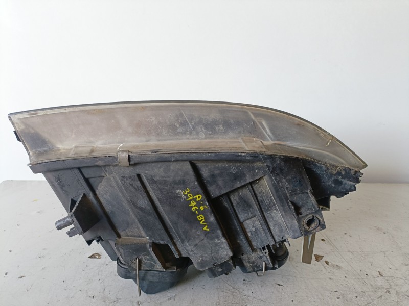 Recambio de faro izquierdo para audi a6 berlina (4b2) ack referencia OEM IAM   