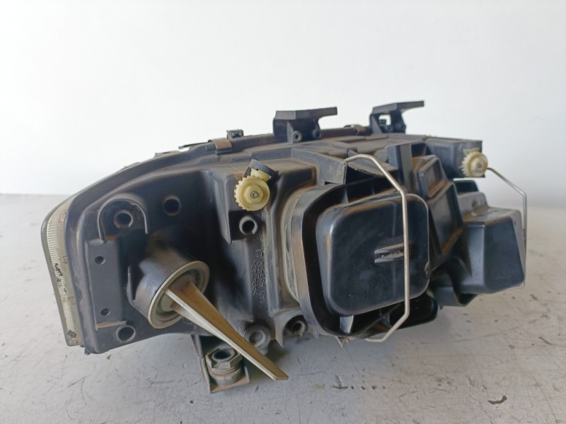Recambio de faro izquierdo para audi a6 berlina (4b2) ack referencia OEM IAM   