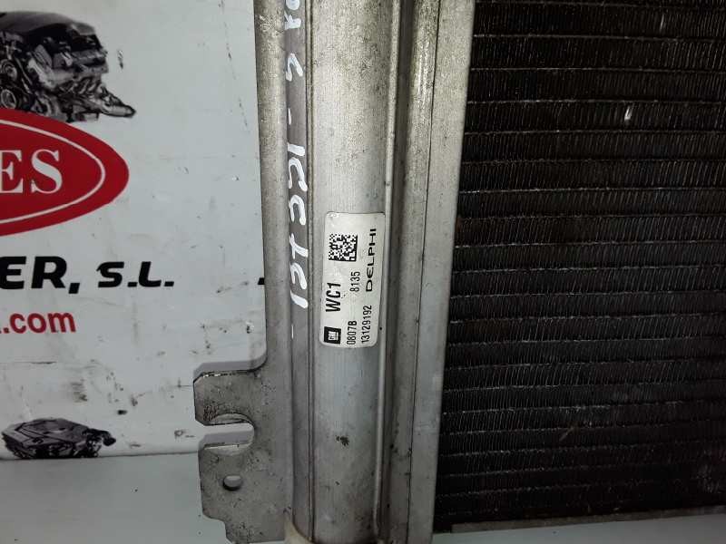 Recambio de radiador calefaccion / aire acondicionado para opel zafira b z18xer referencia OEM IAM 13129192  
