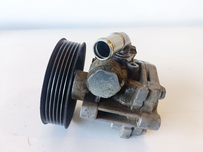 Recambio de bomba direccion para mitsubishi outlander (cw0) bsy referencia OEM IAM   