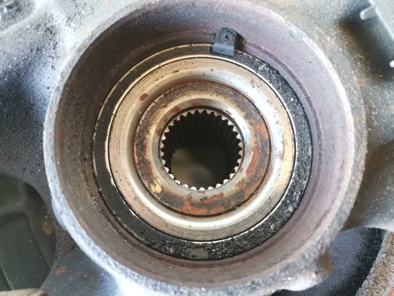 Recambio de mangueta delantera derecha para mercedes-benz clase r (bm 251) 642950 referencia OEM IAM   