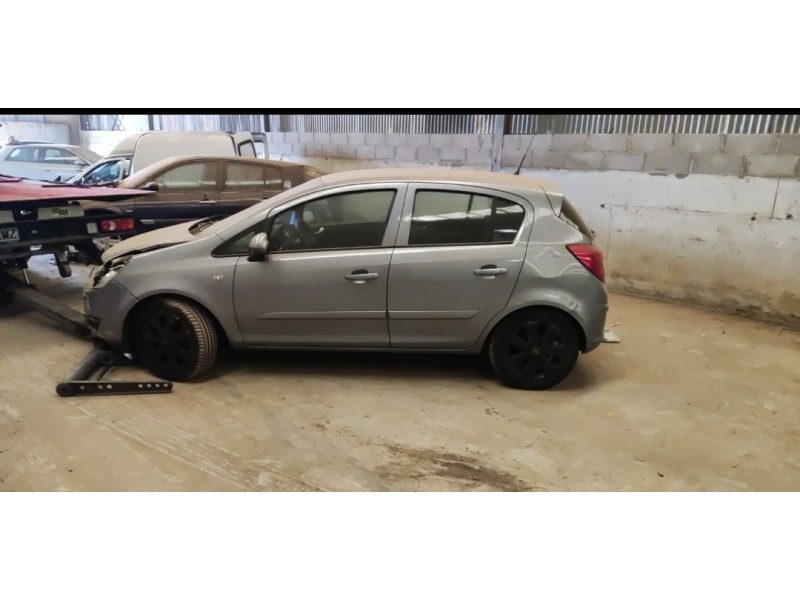 opel corsa d del año 2007