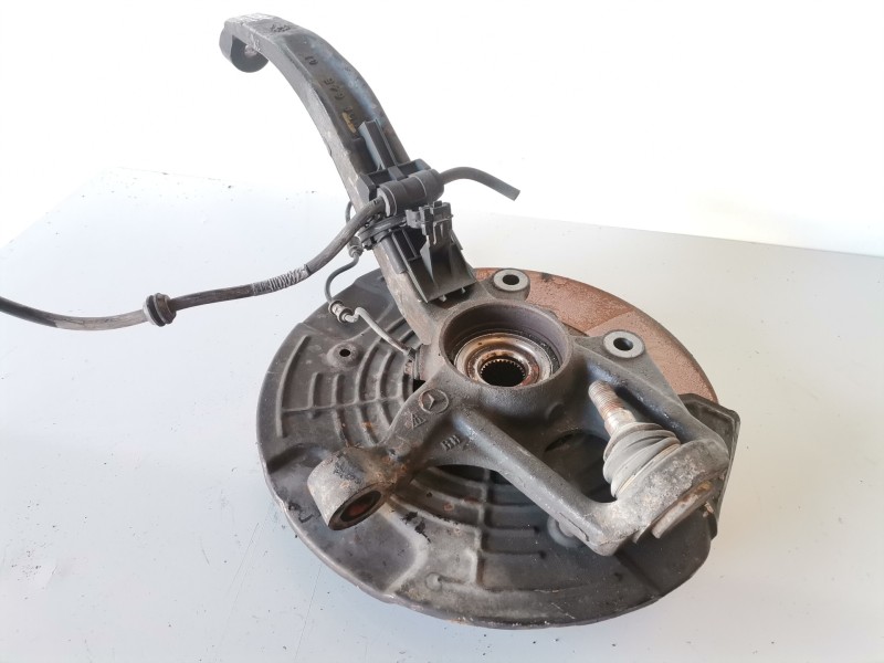 Recambio de mangueta delantera derecha para mercedes-benz clase r (bm 251) 642950 referencia OEM IAM   