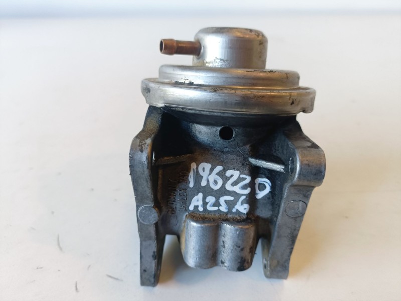 Recambio de valvula egr para mitsubishi outlander (cw0) bsy referencia OEM IAM 038131501AN  
