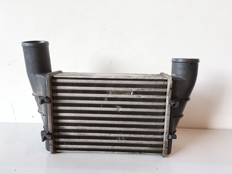 Recambio de intercooler para audi a4 berlina (b5) ajm referencia OEM IAM   