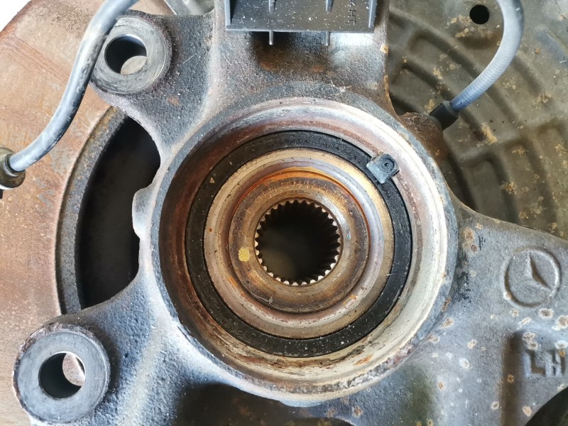 Recambio de mangueta delantera izquierda para mercedes-benz clase r (bm 251) 642950 referencia OEM IAM   
