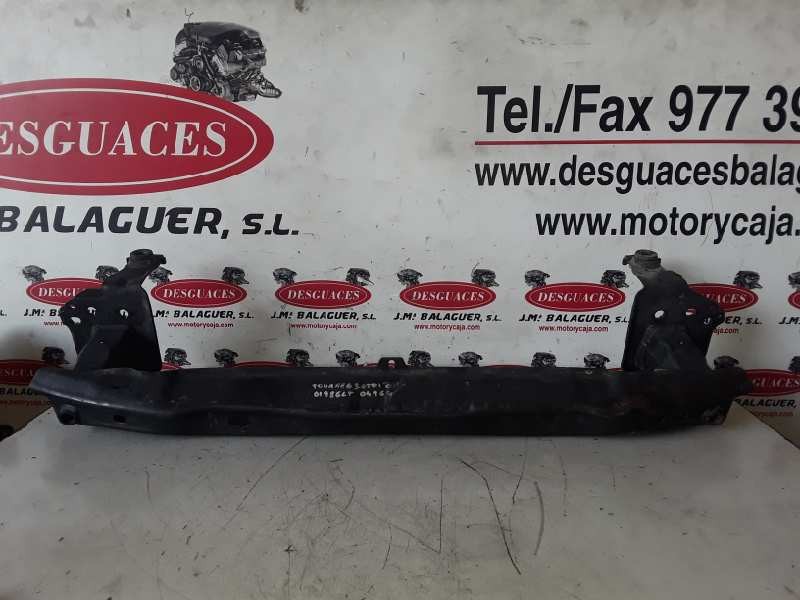 Recambio de refuerzo paragolpes delantero para volkswagen touareg (7l6) cas referencia OEM IAM 7L0807109E/7L0807109011  