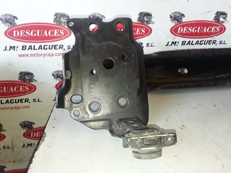Recambio de refuerzo paragolpes delantero para volkswagen touareg (7l6) cas referencia OEM IAM 7L0807109E/7L0807109011  