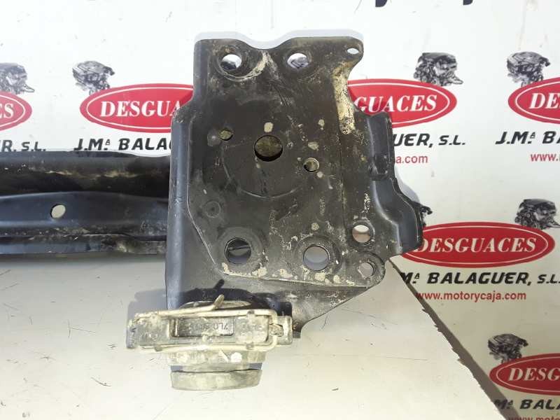 Recambio de refuerzo paragolpes delantero para volkswagen touareg (7l6) cas referencia OEM IAM 7L0807109E/7L0807109011  