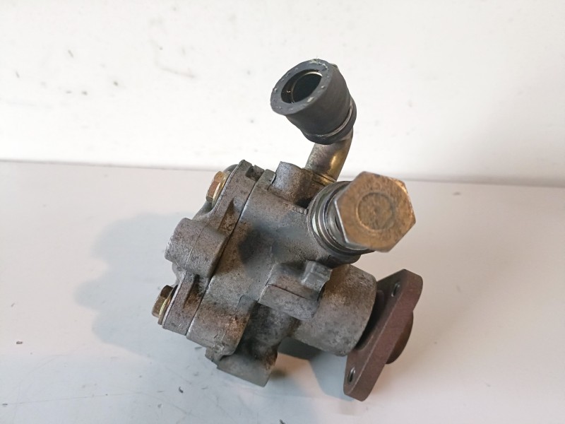Recambio de bomba direccion para audi a4 berlina (b5) ajm referencia OEM IAM 8D0145177Q  