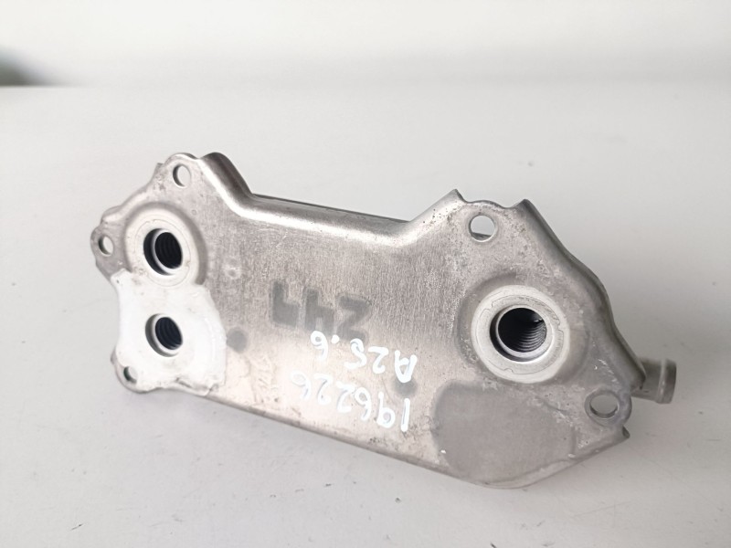Recambio de enfriador aceite motor para toyota avensis (t27) 2adftv referencia OEM IAM 157100R011  