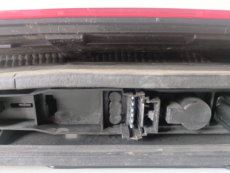 Recambio de piloto trasero derecho para renault kangoo i (f/kc0) k9k702 referencia OEM IAM   