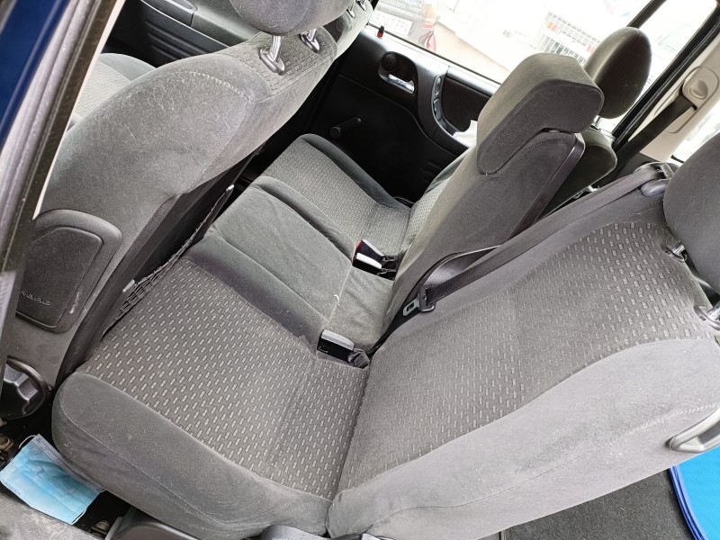 opel zafira a del año 2003